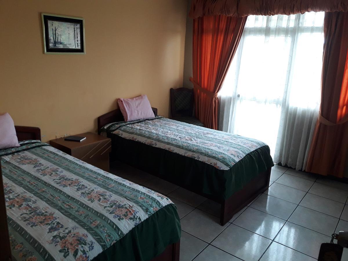Hotel Ecologico Riverside Quevedo Kültér fotó